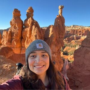 Meet your Posher, Vicky